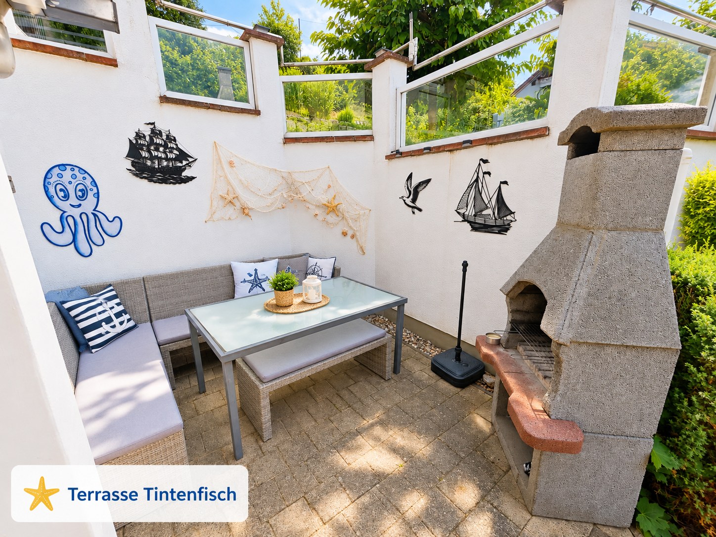 Terrasse · Ferienwohnung Tintenfisch